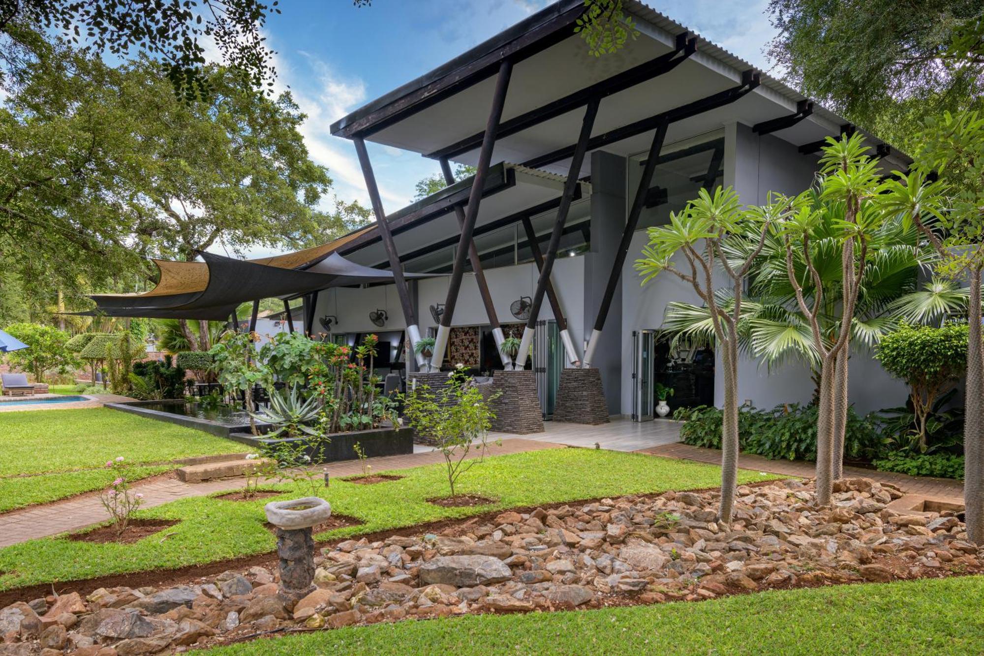 Ecolux Boutique Hotel Komatipoort Exterior photo